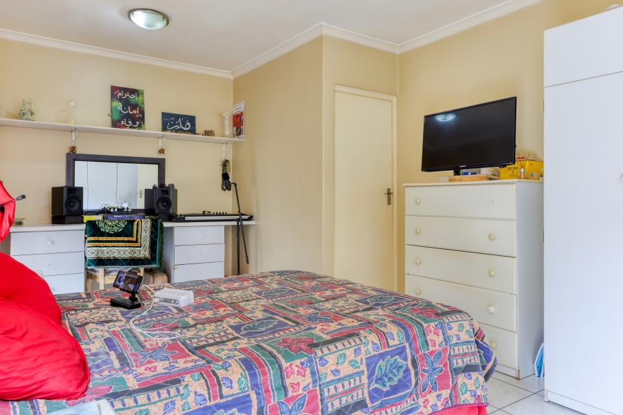 9 Bedroom Property for Sale in Bo Kaap Western Cape